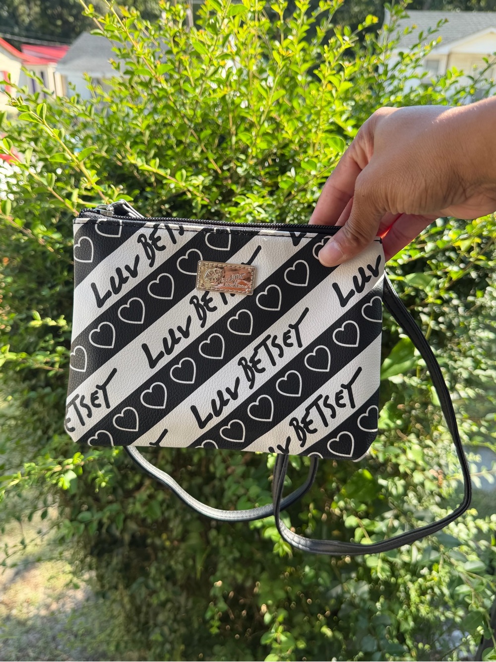 Betsey Johnson Black & White Heart Logo Crossbody